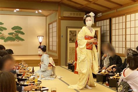 Gaining class proficiency with Maiko .
